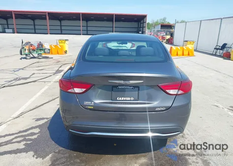 2015 Chrysler 200 Limited из США, поврежденный, VIN 1C3CCCAB2FN569986